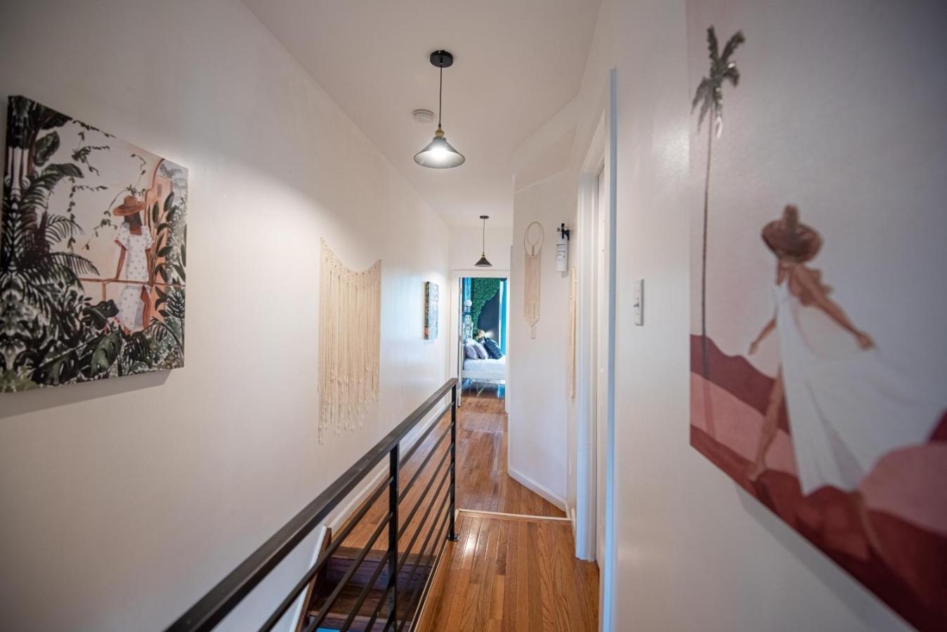 Holiday home Maximalist Getaway Near Temple *